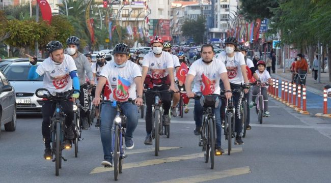 Aliağalılar Cumhuriyet için sürdü