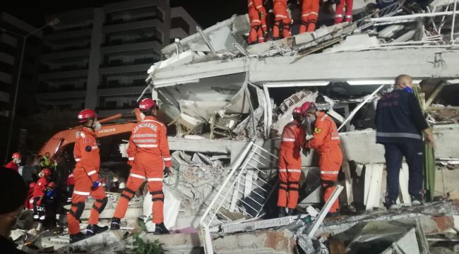 Bakan Kurum: 100 kişi kurtarıldı