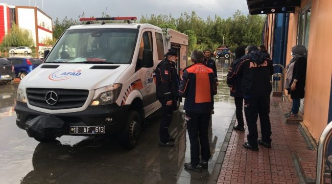 Balıkesir AFAD'tan İzmir'e 9 kurtarma aracı