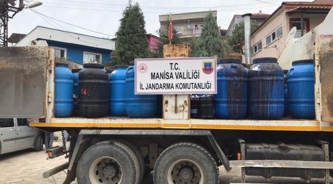 Manisa'da sahte içki operasyonu: 20 ton şarap ele geçirildi