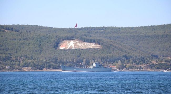 Rus savaş gemisi 'Saratov' Çanakkale Boğazı'ndan geçti