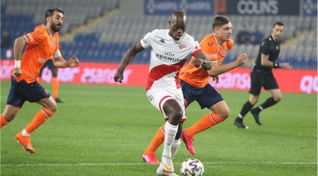 Antalyaspor 3 puanı unuttu