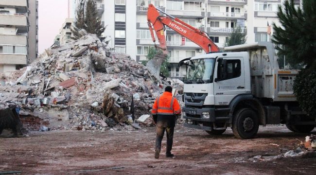 Emrah Apartmanı'nda 32 ölü 15 yaralıyla çalışmalar bitti