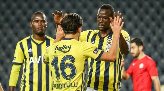 Fenerbahçe 4 golle tur atladı