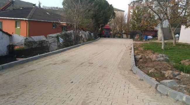 Gebze'de parke yol çalışması sürüyor