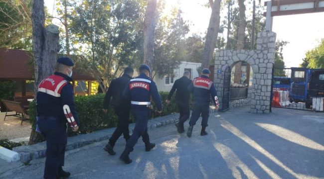 İzmir'de hazine arazilerini sahte evrakla satıyorlardı