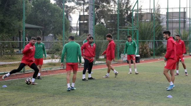 Karşıyaka'da korona virüs şoku