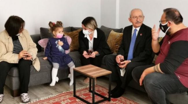 Kılıçdaroğlu, depremzedeleri ziyaret etti