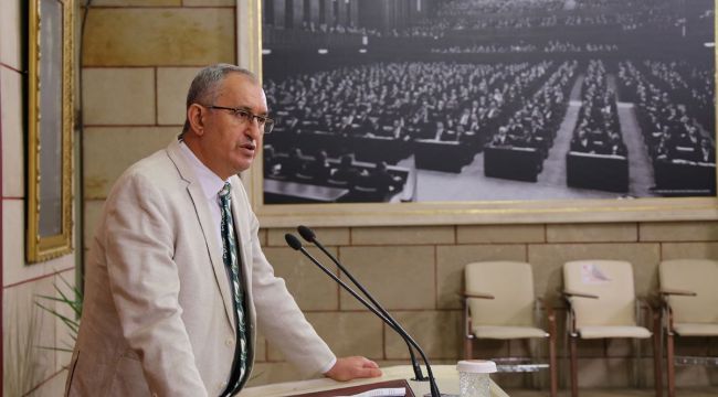 Turizmci ağlıyor, bakan krizi fırsata çeviriyor!