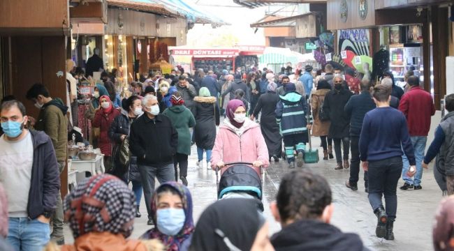 Vakaların düştüğü Gaziantep'te çarşıdaki görüntü korkuttu