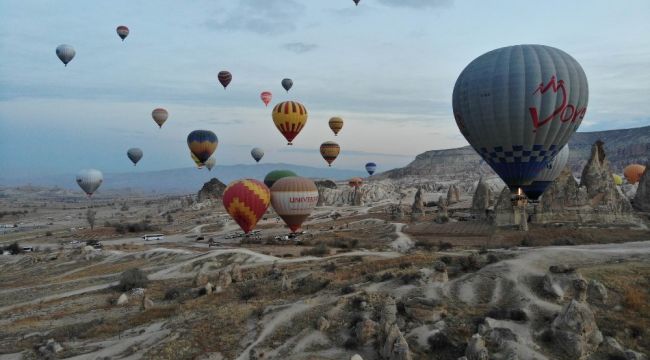 Kapadokya'da balon turları iptal edildi