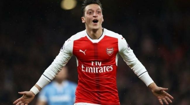 "Özil'in durumu birkaç gün içinde çözülecek"