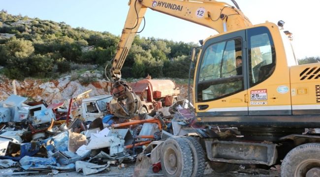 Bodrum'daki hurdalar geri dönüşüme gidiyor