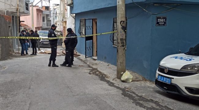 Boğazı kesilerek öldürülen kadının oğlu tutuklandı