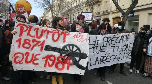 Fransa'da "işten çıkarma" protestosu