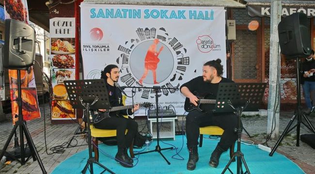 Sanat sokakta