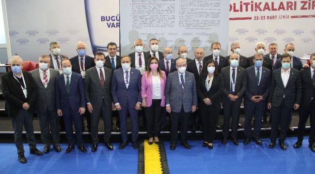 CHP'li 11 büyükşehir belediye başkanı manifesto imzaladı