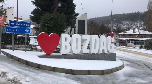 Mart karı İzmir'deki Bozdağ'ı beyaza bürüdü