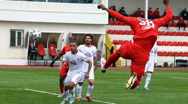 Ümraniyespor: 1 - Balıkesirspor: 2