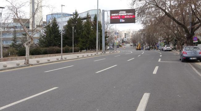 Başkentte sokaklar sessizliğe teslim