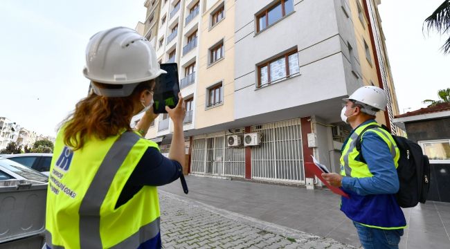 İzmir'de 100 mühendis binaları inceleyecek