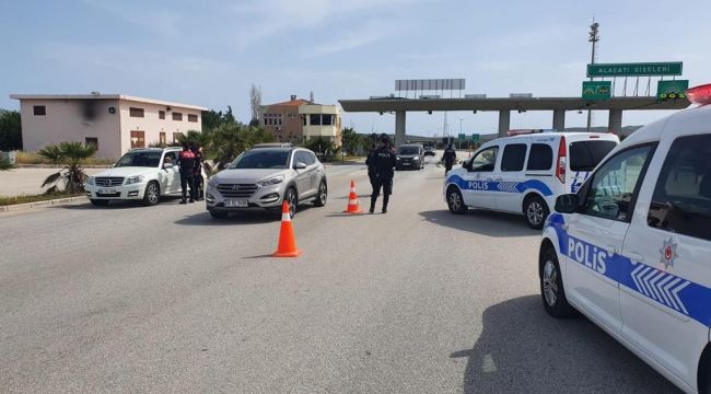 Tam kapanma nedeniyle Çeşme'ye yazlıkçı akını