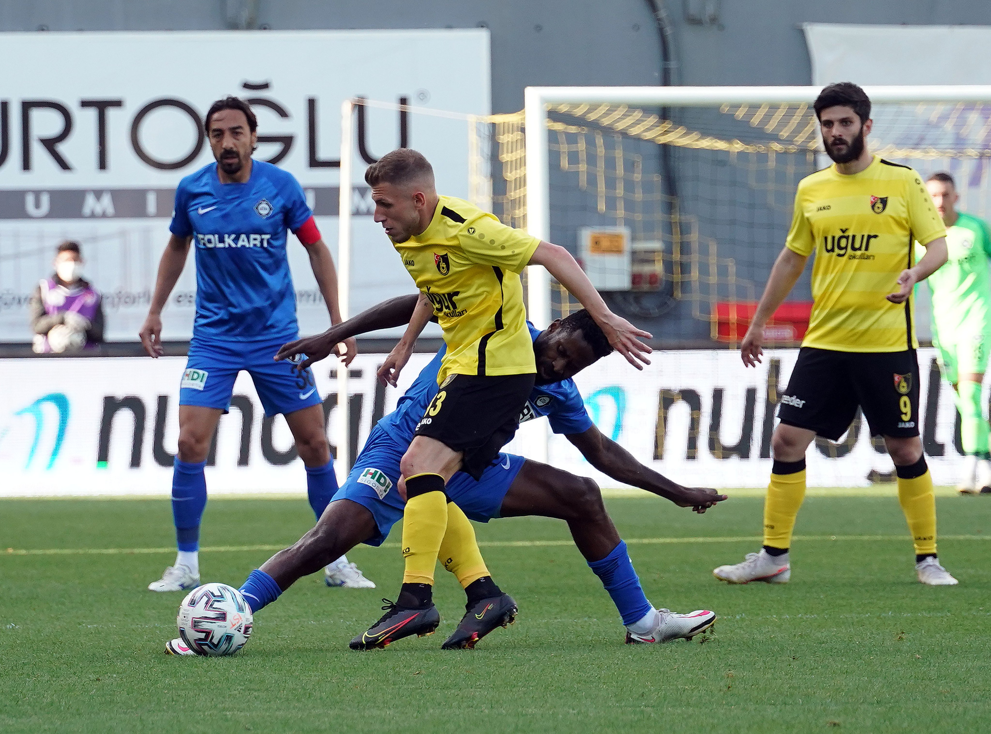 Büyük Altay finalde!