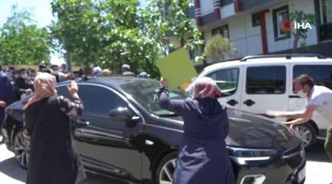 İmamoğlu'nu protesto ettiler