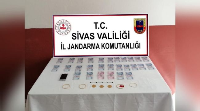 Sahte jandarma dolandırdı, imdadına gerçek jandarma yetişti