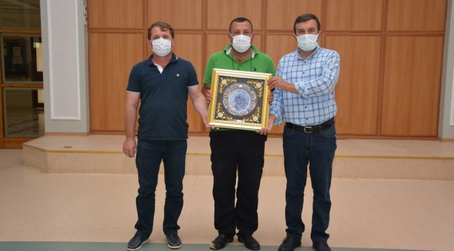 Edirne'de ilk mahsul kanola borsada satıldı