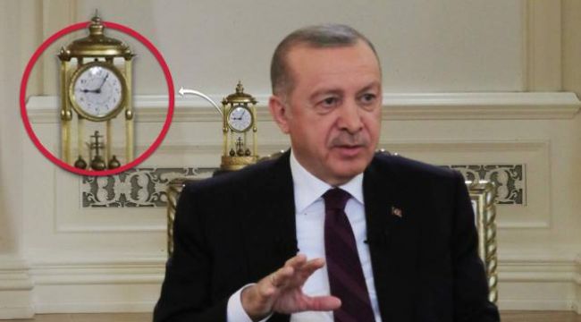 Erdoğan'ın arkasındaki saat dikkat çekti!