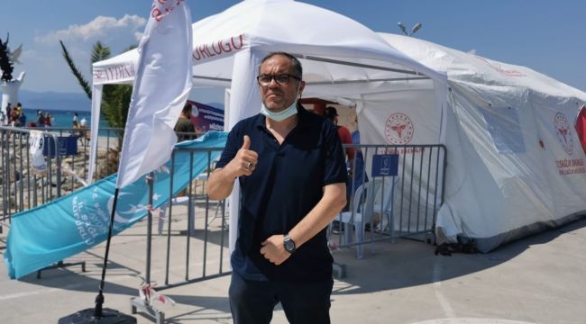 Kuşadası'nda aşı çadırı kuruldu