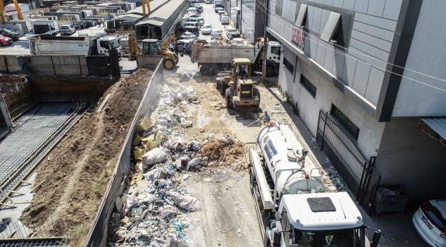 Buca'da moloz isyanı