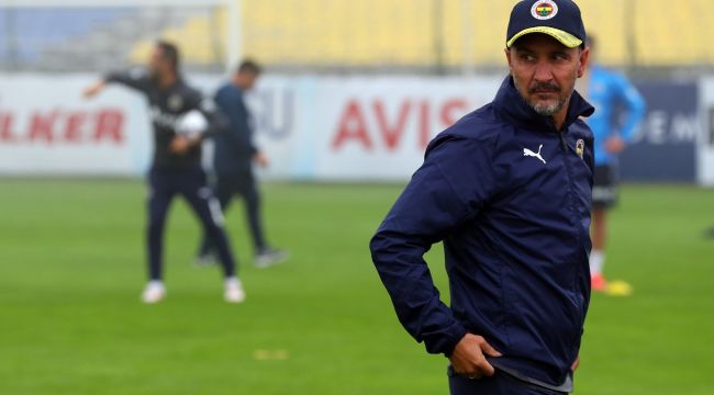 Vitor Pereira: "Futbol kariyerinizin kıymetini bilin"