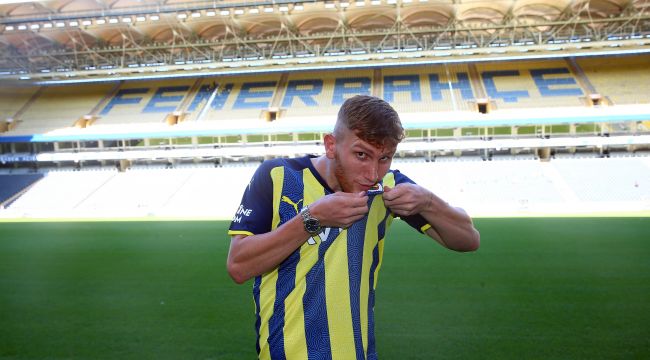 Fener'in yeni transferi Gökhan Gönül'ün formasını giyecek