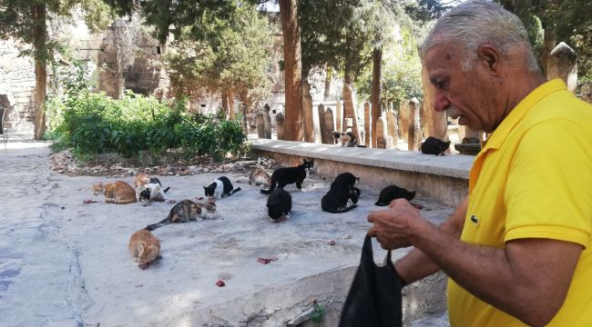 Hala umut var, insanlık ölmemiş..