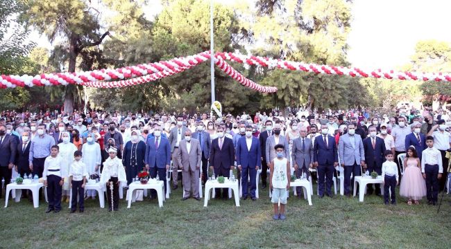 İzmir'de hayırseverlerin de desteği ile bin 81 çocuk için sünnet şöleni 