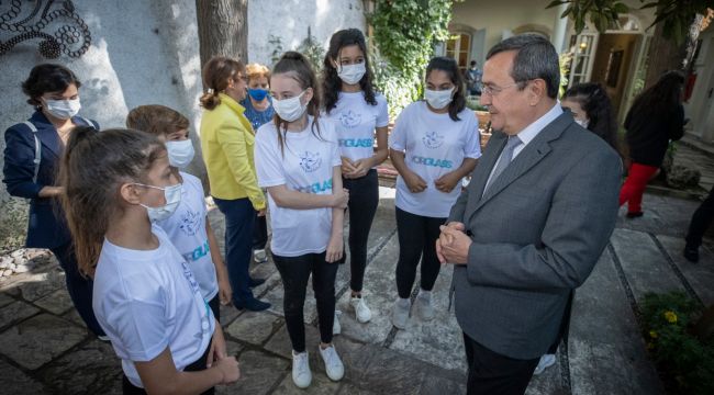 Konak Belediyesi, Barış Çocuk Orkestrası'na kucak açtı