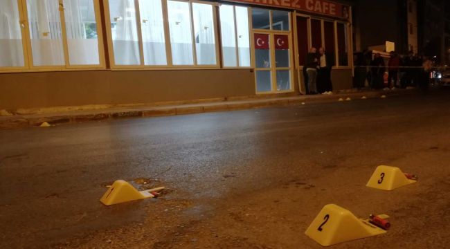 İzmir'de bekçiler, silahlı saldırganı vurdu