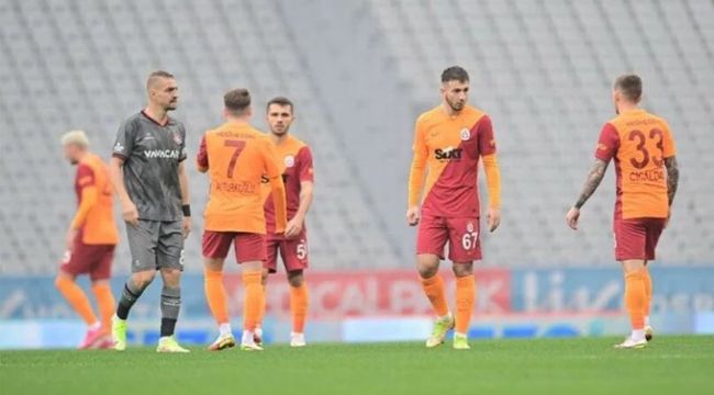 Galatasaray beraberliği zor kurtardı