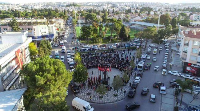 İzmir'de zaman durdu