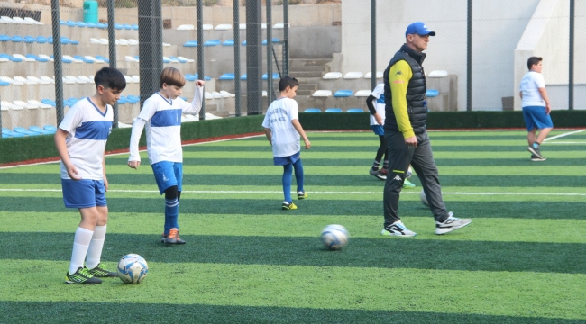 Konak'ın spor okullarına yoğun ilgi