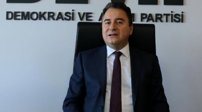 Babacan: Siyasi tecrübesi artan bir nesil yetişiyor