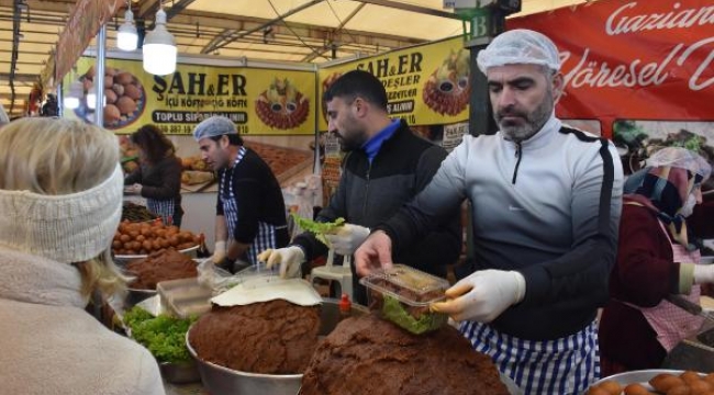 İzmir'de Şanlıurfa Tanıtım Günleri düzenlendi