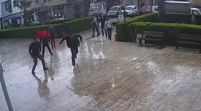 Belediyeye bıçakla gelen 2 kişi tutuklandı