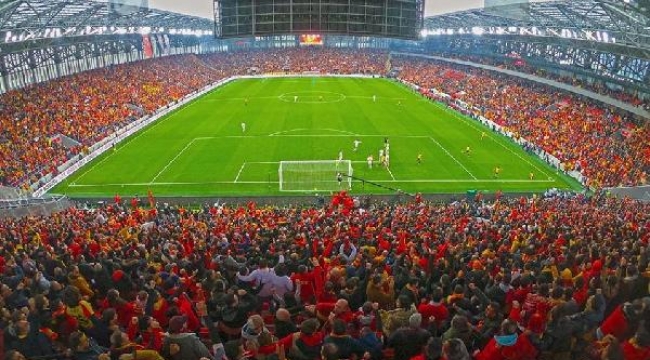 Göztepe tribünleri fark yarattı