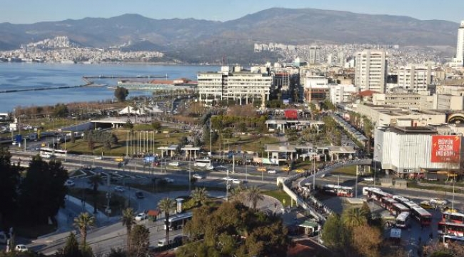 İzmir nüfus yoğunluğunun en fazla olan 3. kent