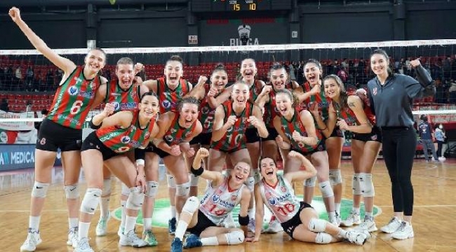 Karşıyaka filesinde Play-Off sevinci