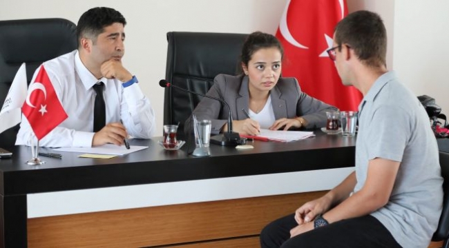 Bayraklı Belediyesi, 3 yılda 1247 kişiye iş imkanı yarattı