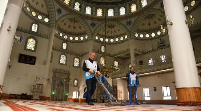 Balıkesir'de ibadethaneler Ramazan Ayı'na hazırlanıyor